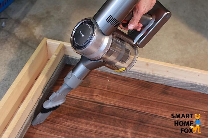 The Dreame V11 converted into a cordless hand vacuum cleaner